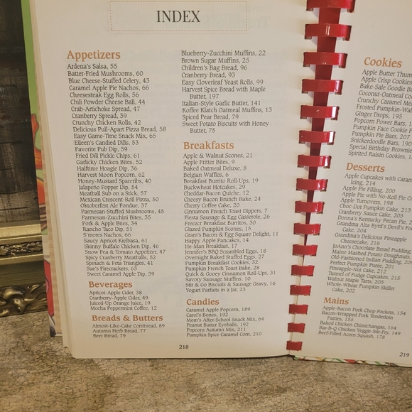 💜 New Gooseberry Patch Cookbook - Picture 3 of 5